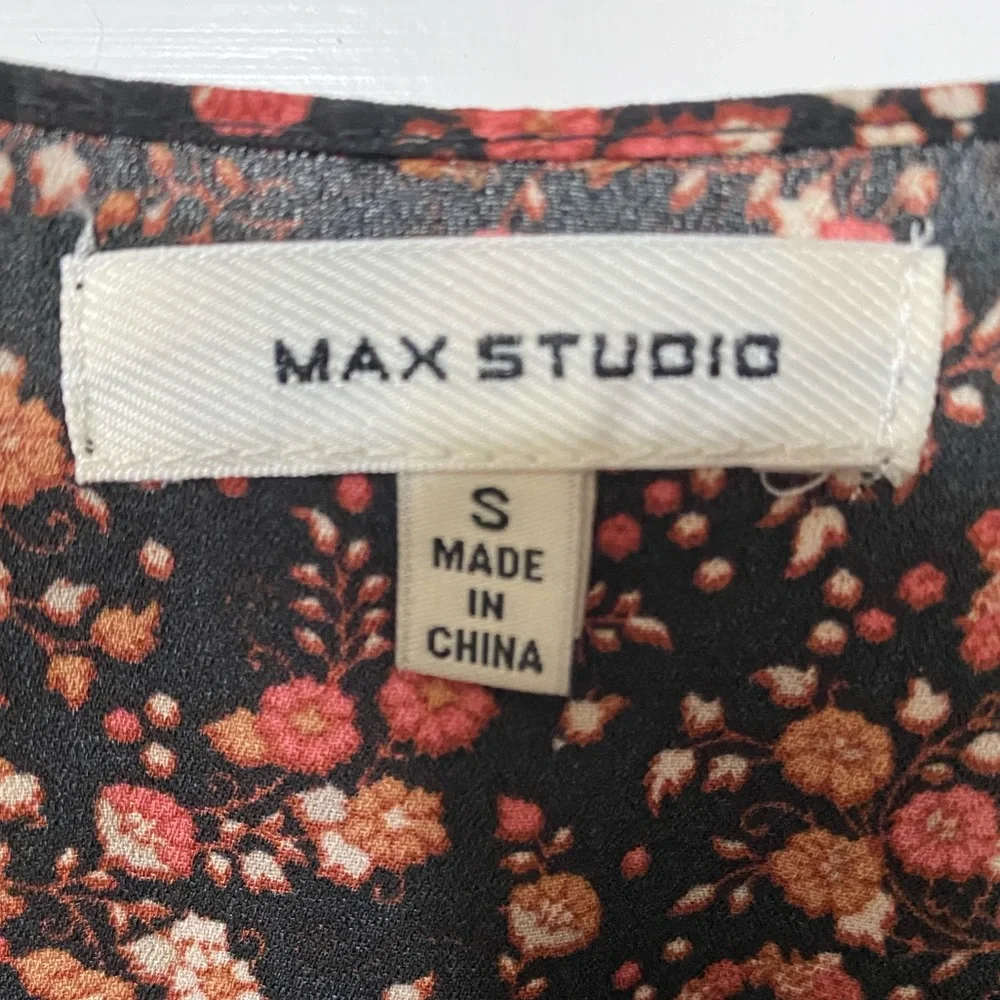 Max Studio Ruffle sleeves top - Picture 3 of 5